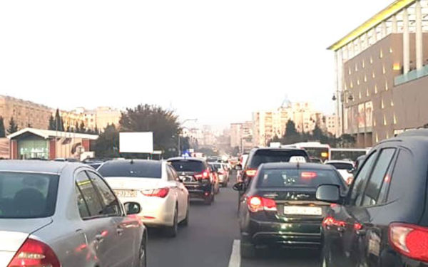 F.X.Xoyski küç. (Gənclik Mall)