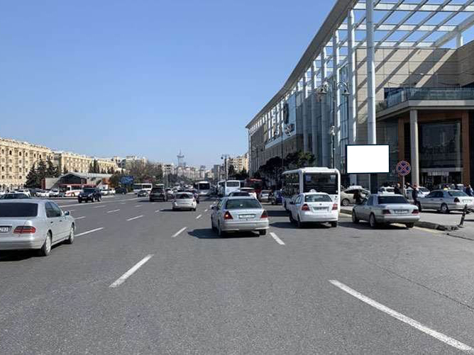 Fətəli xan Xoyski pr. (Gənclik Mall yanı)