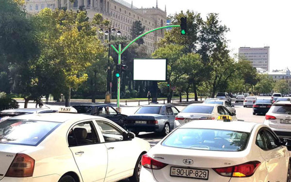 Ü.Hacıbəyov küç. - A.Puşkin küç.