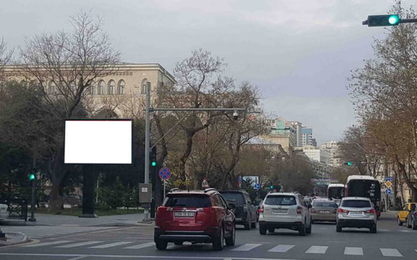 R.Behbudov küç. - Ü.Hacıbəyov küç. (Sahil bağı)